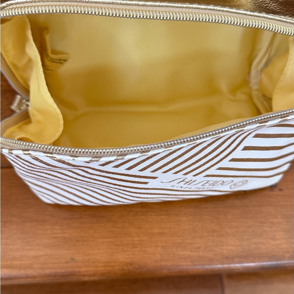 NEW Shiseido Ginza Tokyo Makeup Bag Gold & White - Picture 5 of 9